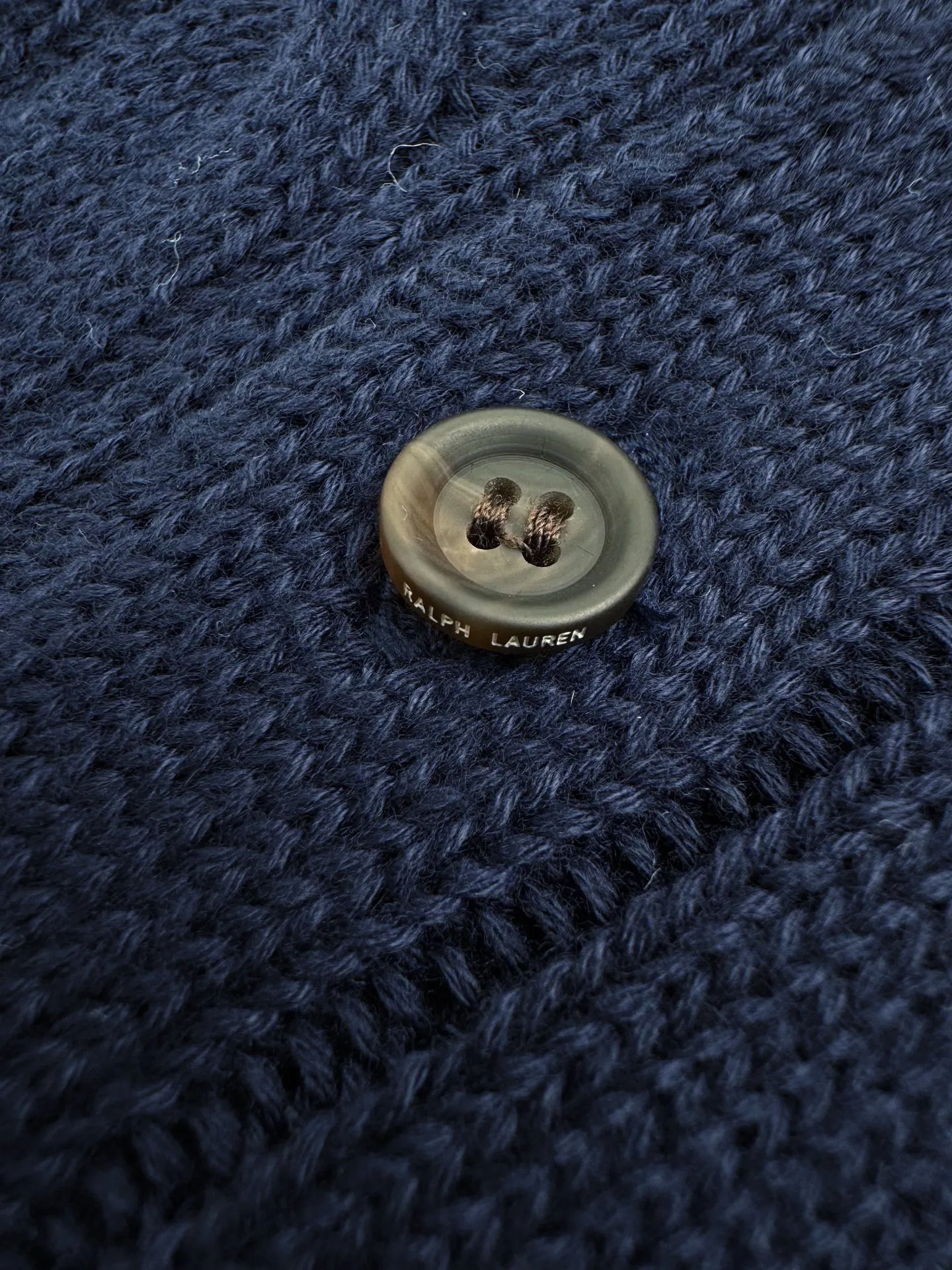 Ralph Lauren Polo ， ， 。 Blue ， ， 。 Classic ， ， ； ， ， 。 ， ，Polo 、 ， 。 1 ， ， 、 。 2 ， ， ， 、 。 3 ， 、 。 ： 1:1 Ralph Lauren ： Size： S M L ： FF